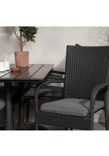 VENTURE DESIGN havest, m. Denver cafébord (120x70) og 4 Anna stole - sort aintwood/alu/rattan 