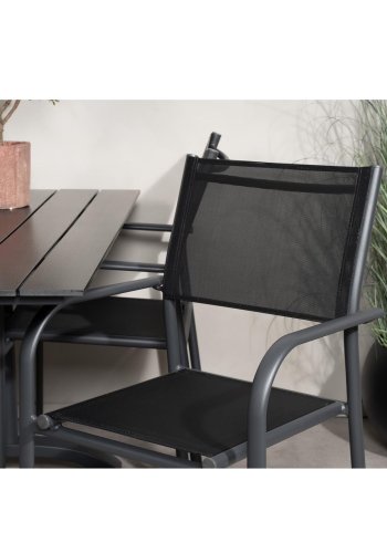 VENTURE DESIGN hagesett m. Denver kafébord og 4 Santorini-stoler, med armlener - svart i tre og alu