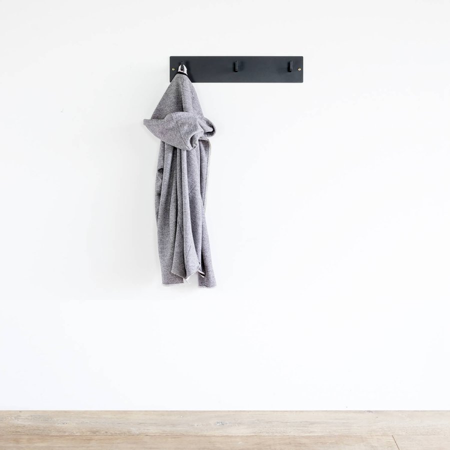 SPINDER DESIGN rektangulr Leatherman knaggrekke, m. 3 kroker - sort stl