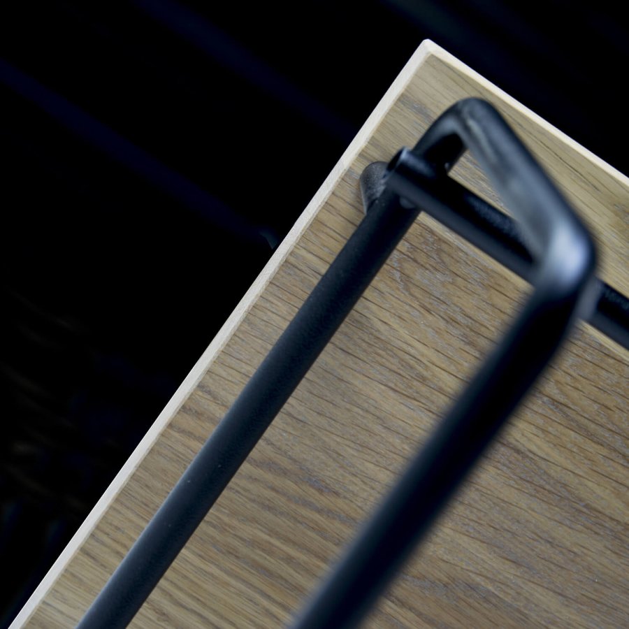 SPINDER DESIGN rektangulr Clint knaggrekke, med hylle, hengestang og 5 kroker - svart stl