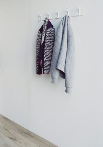 SPINDER DESIGN rektangulr Fusion knaggrekke, m. 5 kroker - hvitt stl