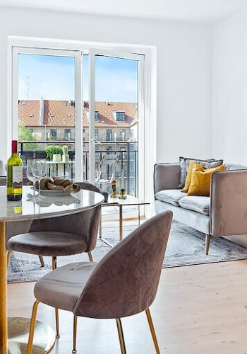 HOUSE NORDIC Geneve spisestuestol - gr/messing velur/stl 