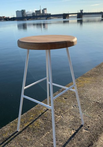 NOCNOI Vile barstol, m. fodsttte - natur egetr og hvid metal
