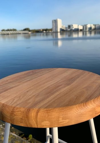 NOCNOI Vile barstol, m. fodsttte - natur egetr og hvid metal