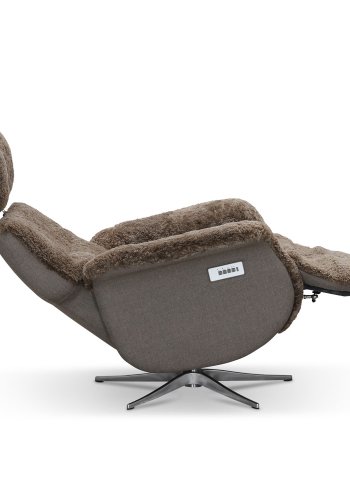 HAGA Lisbon hvilestol, m. 2 motorer - lysebrunt saueskinn og metall