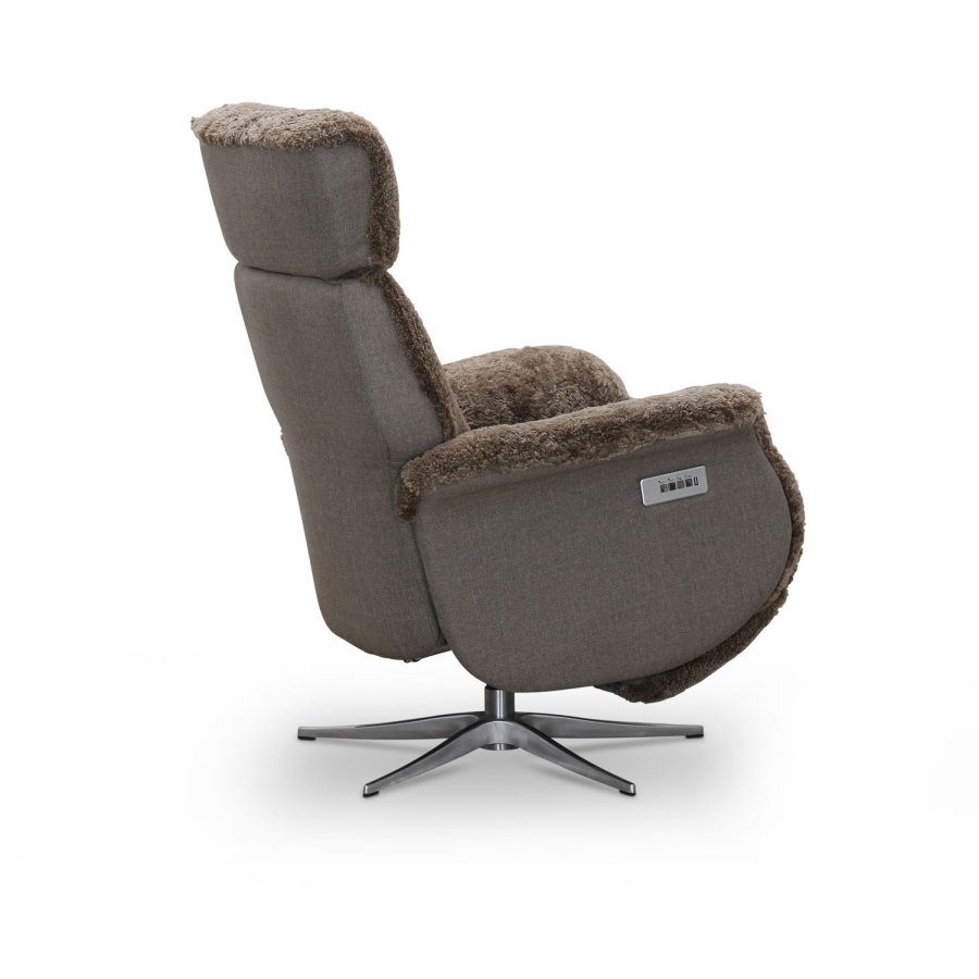 HAGA Lisbon hvilestol, m. 2 motorer - lysebrunt saueskinn og metall