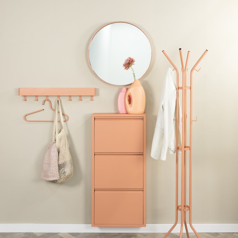 SPINDER DESIGN Dax Play 7 klesstativ, m. 7 kroker og hylle - leire terra stl