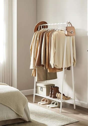 SONGMICS Kleiderst�nder, Kleiderst�nder mit Stahlrahmen, Kleiderstange und Ablage, 33,5 x 92,5 x 153 cm, f�r Schlafzimmer, Ankleidezimmer, Waschk�che, wei� HSR023W01