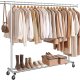 SONGMICS Klesstativ p� hjul Kraftig klesstativ Uttrekkbart klesstativ 150 kg Enkel montering B�rbar S�lv HSR175E01