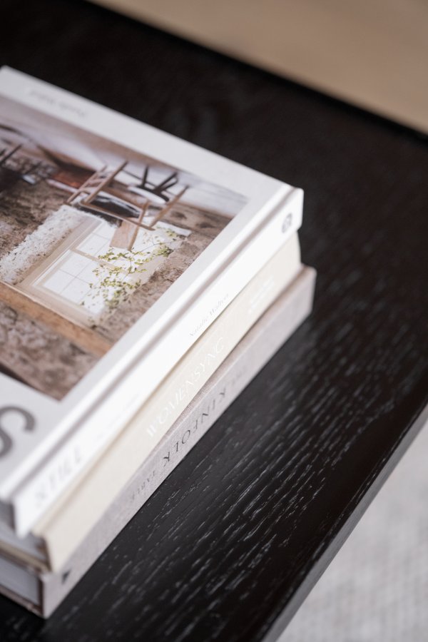 ROWICO Halifax skrivebord, m. 2 skuffer - svart eikefiner, eik og metall (120x61)