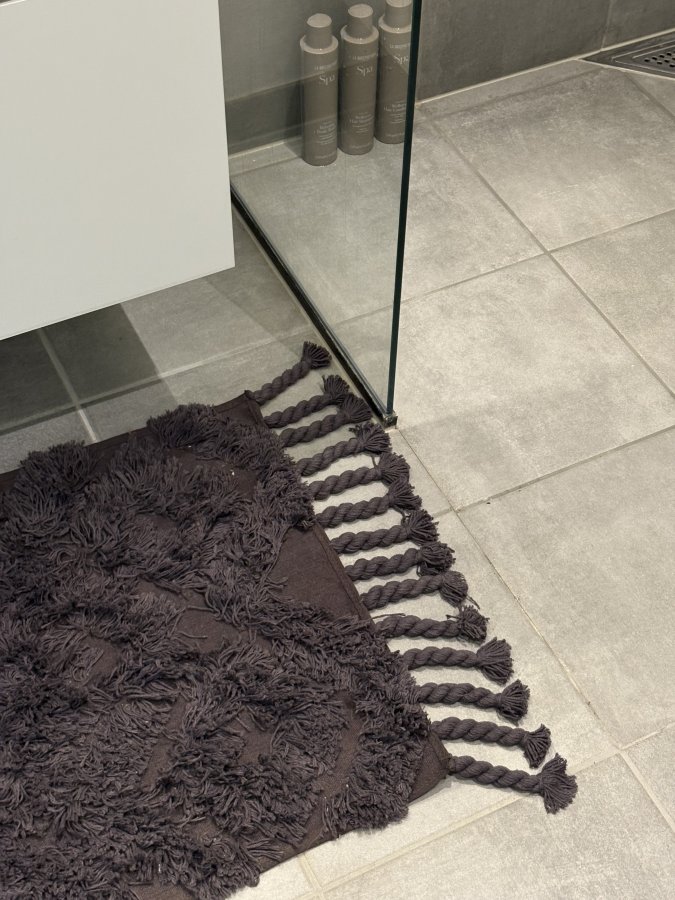 VENTURE DESIGN Hilma Teppe Hilma Bomull - 50*80- -Rektangul�r-M�rkegr�