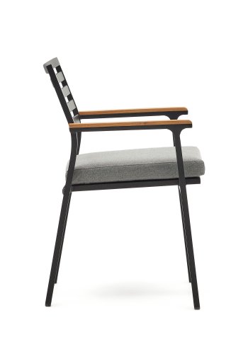 KAVE HOME Bona hagestol, med stoffpute og armlener i teak - sort aluminium