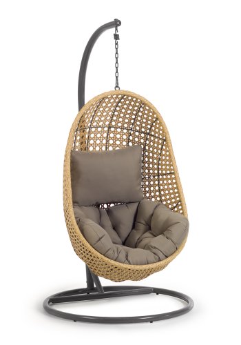 KAVE HOME Cira hengestol, med puter og mrkegr ramme - naturlig polyrattan/rotting