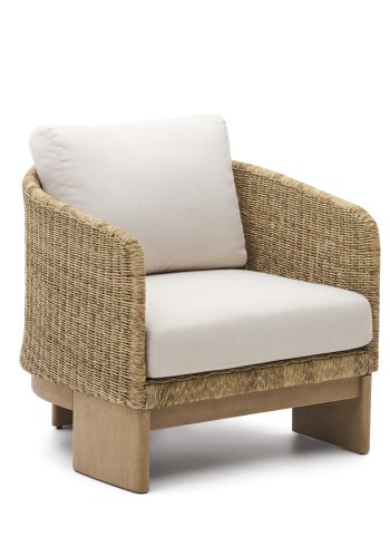 KAVE HOME Xoriguer lenestol, med armlener - kunstrotting og naturlig eukalyptustre