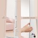 SONGMICS 6 LED'er afl�seligt spejlskab med smykke, 360&deg; drejelig smykkeorganisator, st�ende smykkeskab, rammel�st spejl i fuld l�ngde, 3 opbevaringshylder, hvid overflade, gr� foring JJC007W02V1