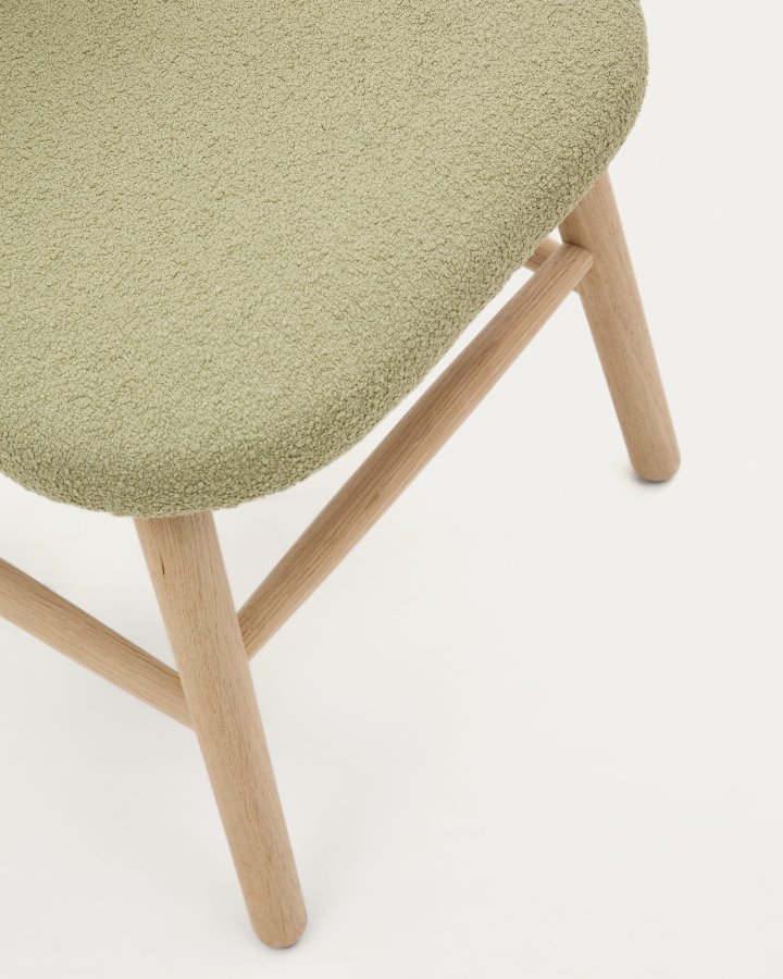 KAVE HOME Helda barnestol - grnn bouclé og naturlig eik