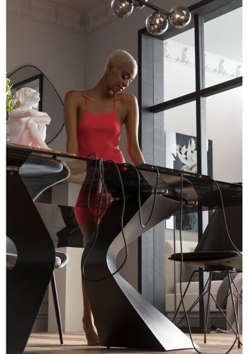 KARE DESIGN Gloria Sort spisebord, rektangulrt - glass og sort stl (200x100)