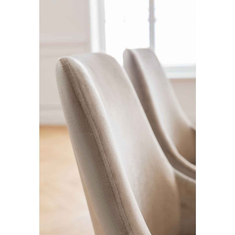 KARE DESIGN East Side spisebordsstol - skinnende sandfarvet stof og sort pulverlakeret stl