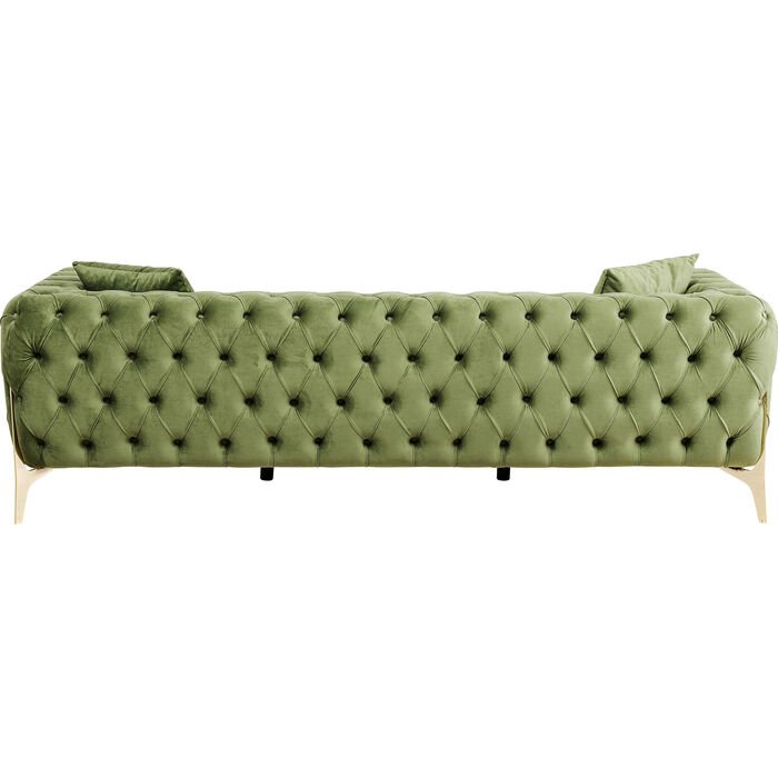 KARE DESIGN Bellissima 3 pers. sofa, Chesterfield, m. 2 puder - grn fljl og messing stl