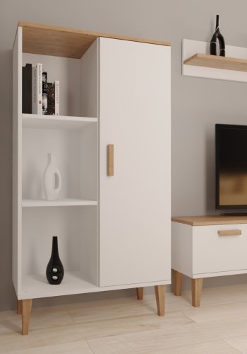 KOCOT Denver Bücherregal, mit 1 Tür und 4 Regalen – weiße und natürliche Hickory-Spanplatte (H: 120 cm x 80 cm x 35 cm)