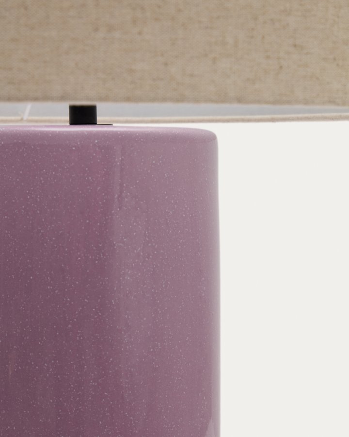 KAVE HOME Toneric keramisk bordlampe med lilla overflate og bomull