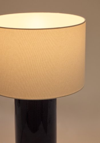 KAVE HOME Toneric keramisk bordlampe med bl overflate og bomull