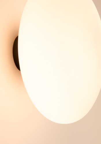 KAVE HOME Bamila vegglampe i rkt glass og svart metall 25 cm