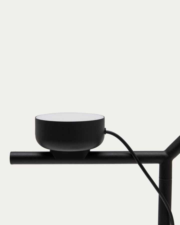 KAVE HOME Orey gulvlampe i svart metall med spotlight i flere posisjoner