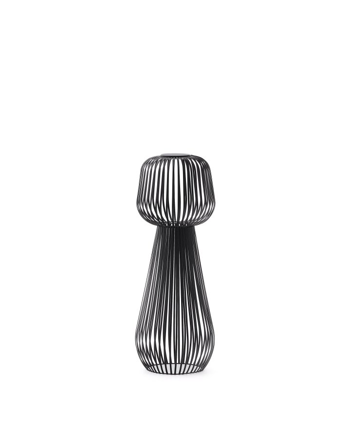 KAVE HOME Reiba solcelledrevet gulvlampe i svart metall