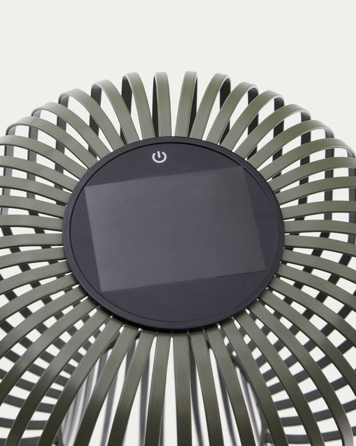 KAVE HOME Reiba grnn solcelledrevet gulvlampe i metall