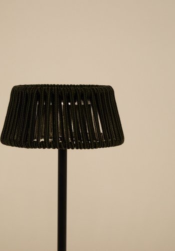 KAVE HOME Aldet utendrs solcelledrevet bordlampe i grnn tauledning