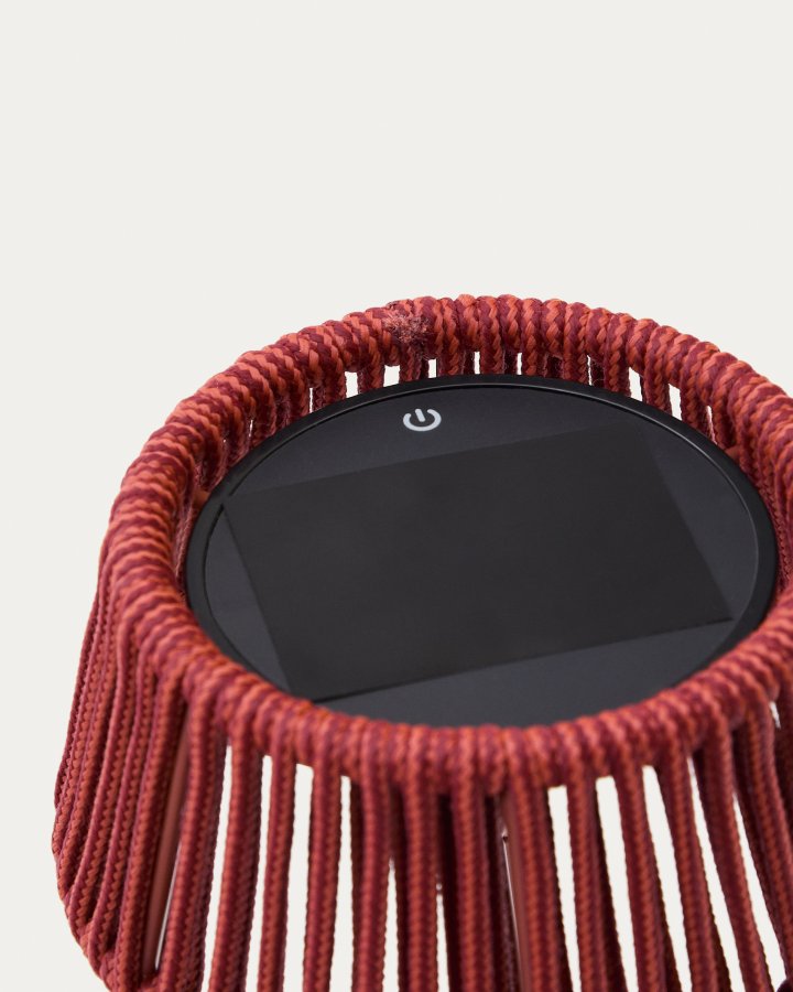 KAVE HOME Aldet utendrs solcelledrevet bordlampe i terrakottaledning