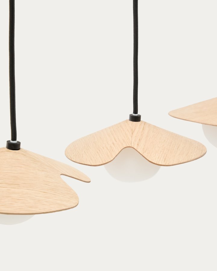  KAVE HOME Wilara taklampa i ekfaner med 3 vita rkfrgade glaskulor