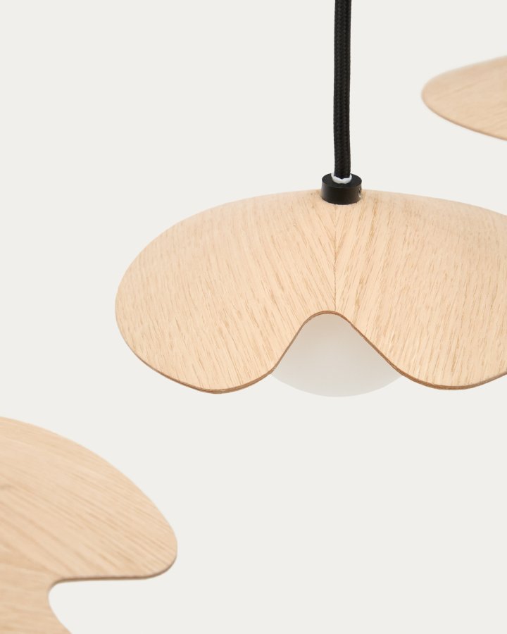  KAVE HOME Wilara taklampa i ekfaner med 3 vita rkfrgade glaskulor