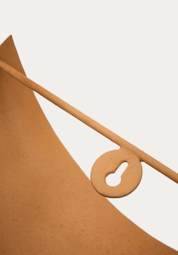 KAVE HOME Nibla veggmontert lampe i metall med terrakottaeffekt