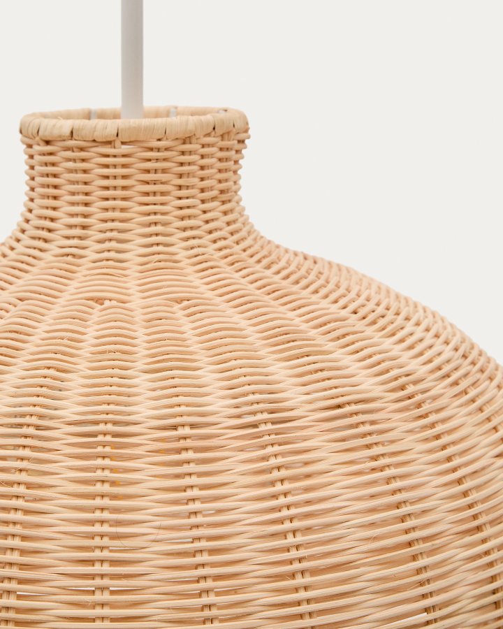 KAVE HOME Ennia rottinglampeskjerm med lys finish 38 cm