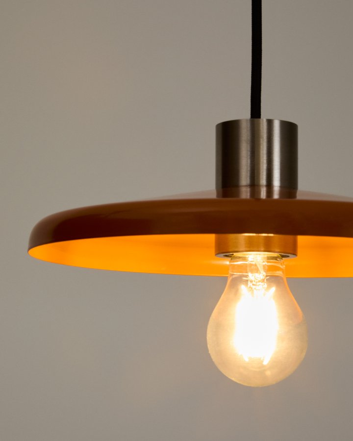 KAVE HOME Nuvira loftlampe - orange og lysegr�t b�rstet metal
