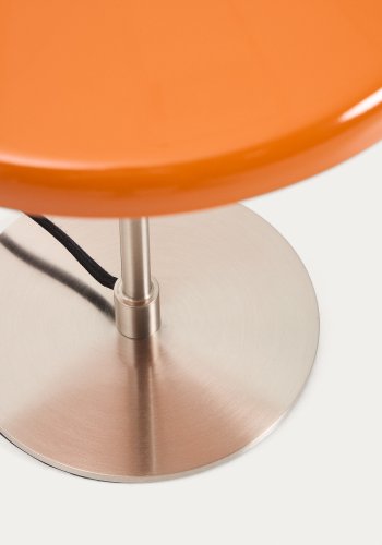 KAVE HOME Nuvira bordlampe - orange og lysegr� b�rstet metal