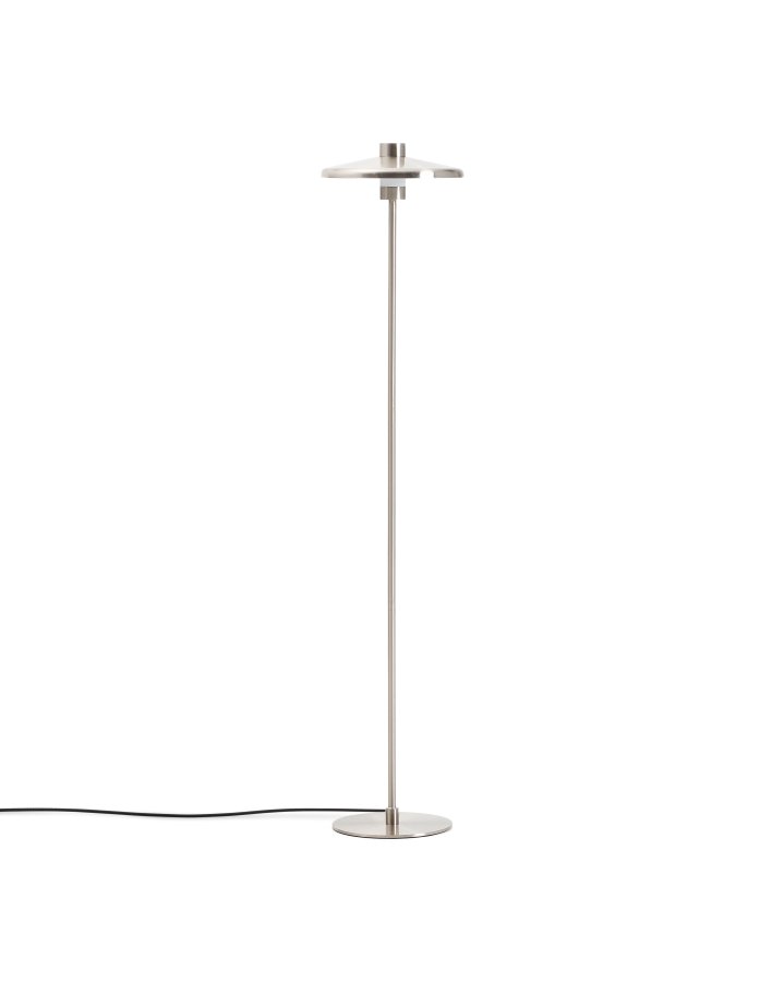 KAVE HOME Nuvira gulvlampe - lysegr� b�rstet metal