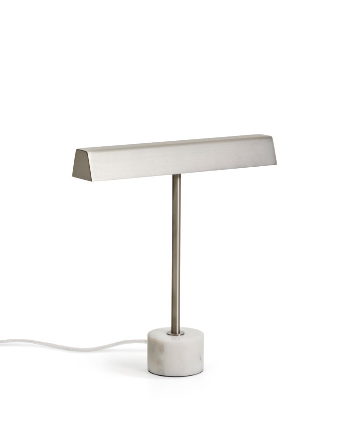 KAVE HOME Lynor bordlampe - b�rstet metal og hvid marmor