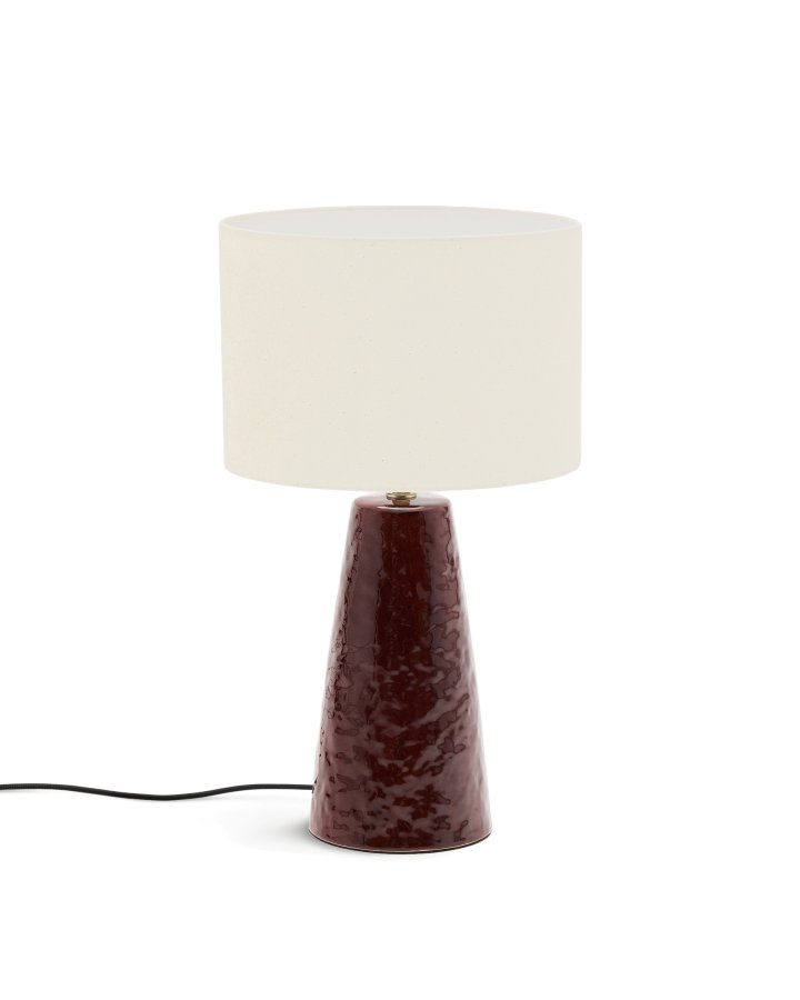 KAVE HOME Drava bordlampe - bomuld og bordeaux keramik