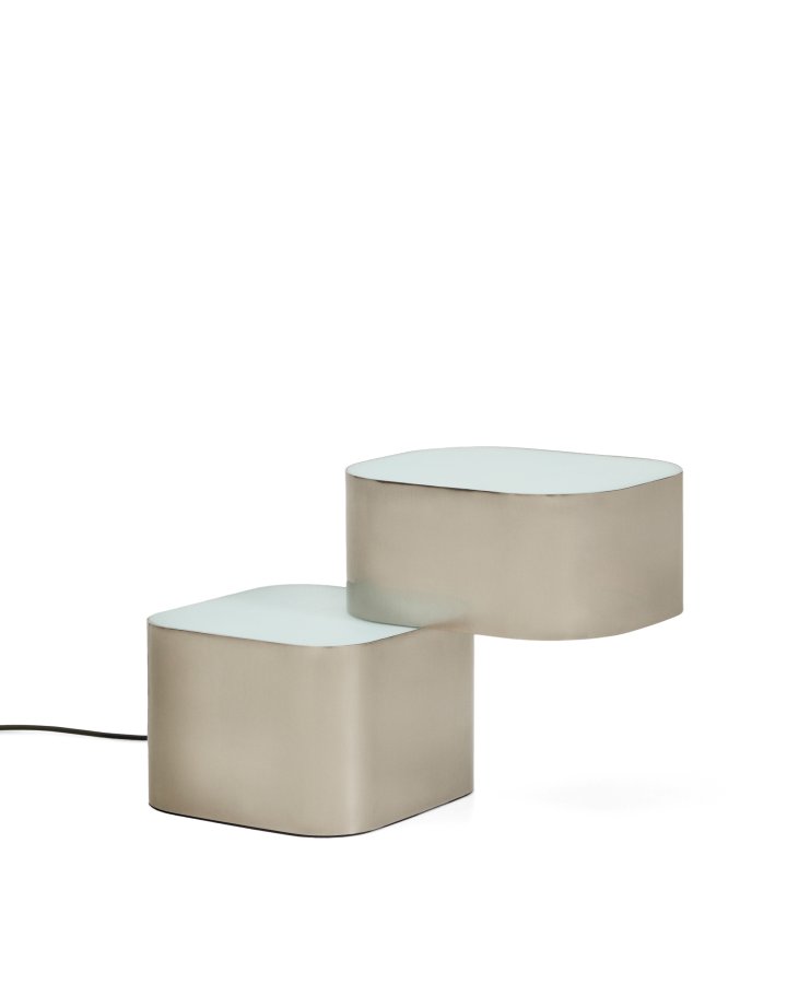 KAVE HOME Tanden bordlampe - gr� metal med b�rstet finish