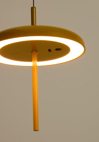 KAVE HOME Porte b�rbar loftlampe, genopladelig -gul aluminium (�16)