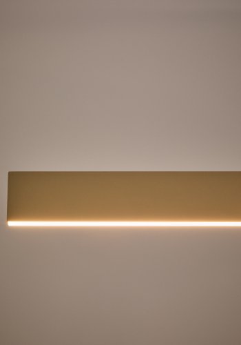 KAVE HOME Boadella taklampe i aluminium med beige lakkert overflate