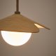 KAVE HOME Wilara loftlampe - 1 hvid r�get glaskugle og egetr�sfiner