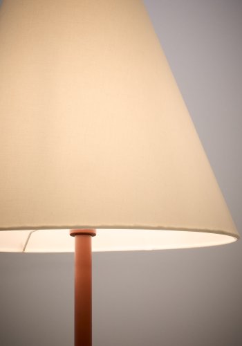 KAVE HOME Navat gulvlampe - hvit bomull og terrakottametall