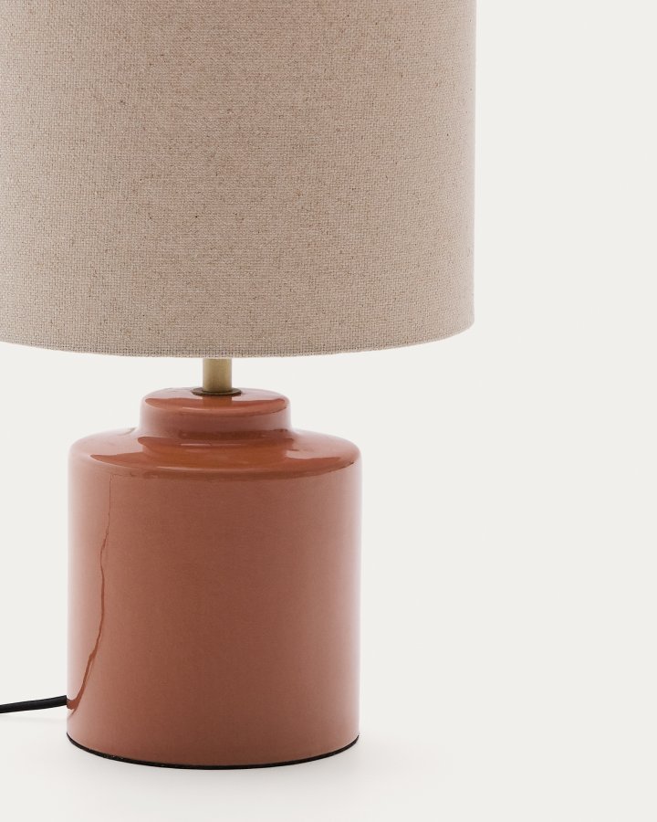 KAVE HOME Daeli keramisk bordlampe med oransje finish og beige bomull