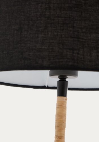 KAVE HOME Pina bordlampe i metall og rotting med svart bomullsskjerm