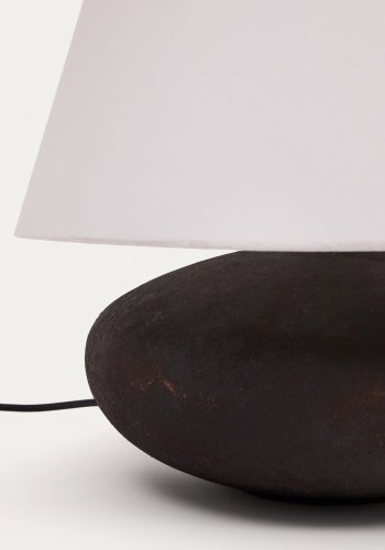 KAVE HOME Nessi bordlampe i metall med sort terrakottaeffekt