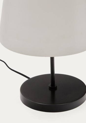 KAVE HOME Nefar bordlampe laget av glasert glass og sink